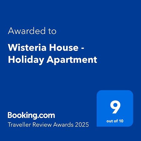 Wisteria House - Holiday Apartment Cadenazzo Extérieur photo